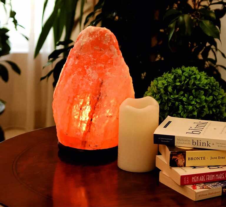 phân biệt đèn đá muối tự nhiên thật và giả