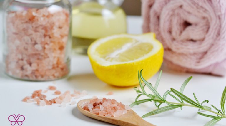 Sau một buổi tập luyện thể thao mệt mỏi bạn chỉ cần 1 ly nước muối chanh pha loãng là đã đủ để giải khát, bổ sung điện giải cho cơ thể