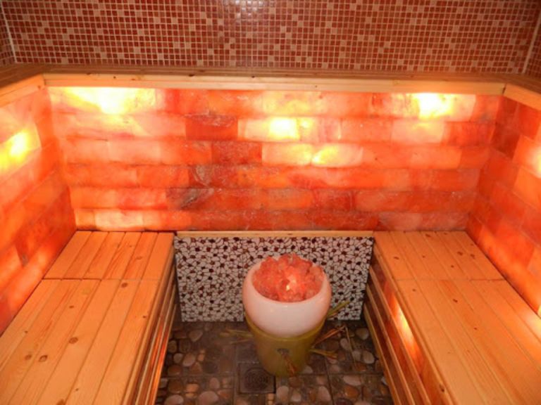 Adam spa là địa chỉ xông đá muối lành mạnh và dành riêng cho nam giới