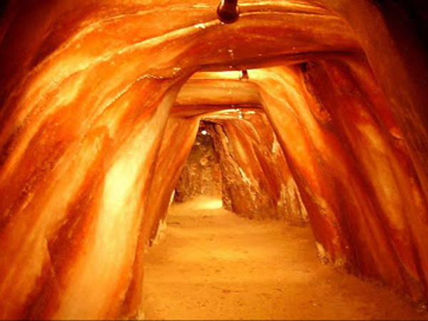 Nguồn gốc của đá muối ngâm chân Himalaya